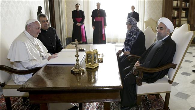 Iranian President Rouhani, Pope Francis Meet at Vatican